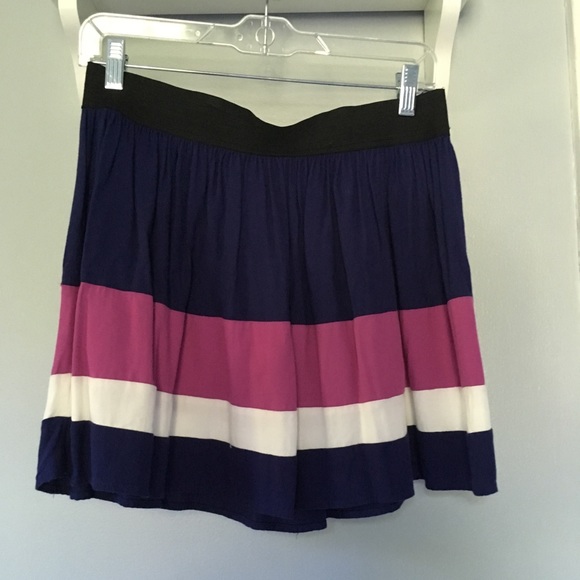 Striped mini skirt Forever 21 - Picture 4 of 4